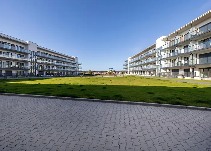 Wellness & Spa Resort Dziwnow Riverfront Apartments With Parking By Noclegi Renters