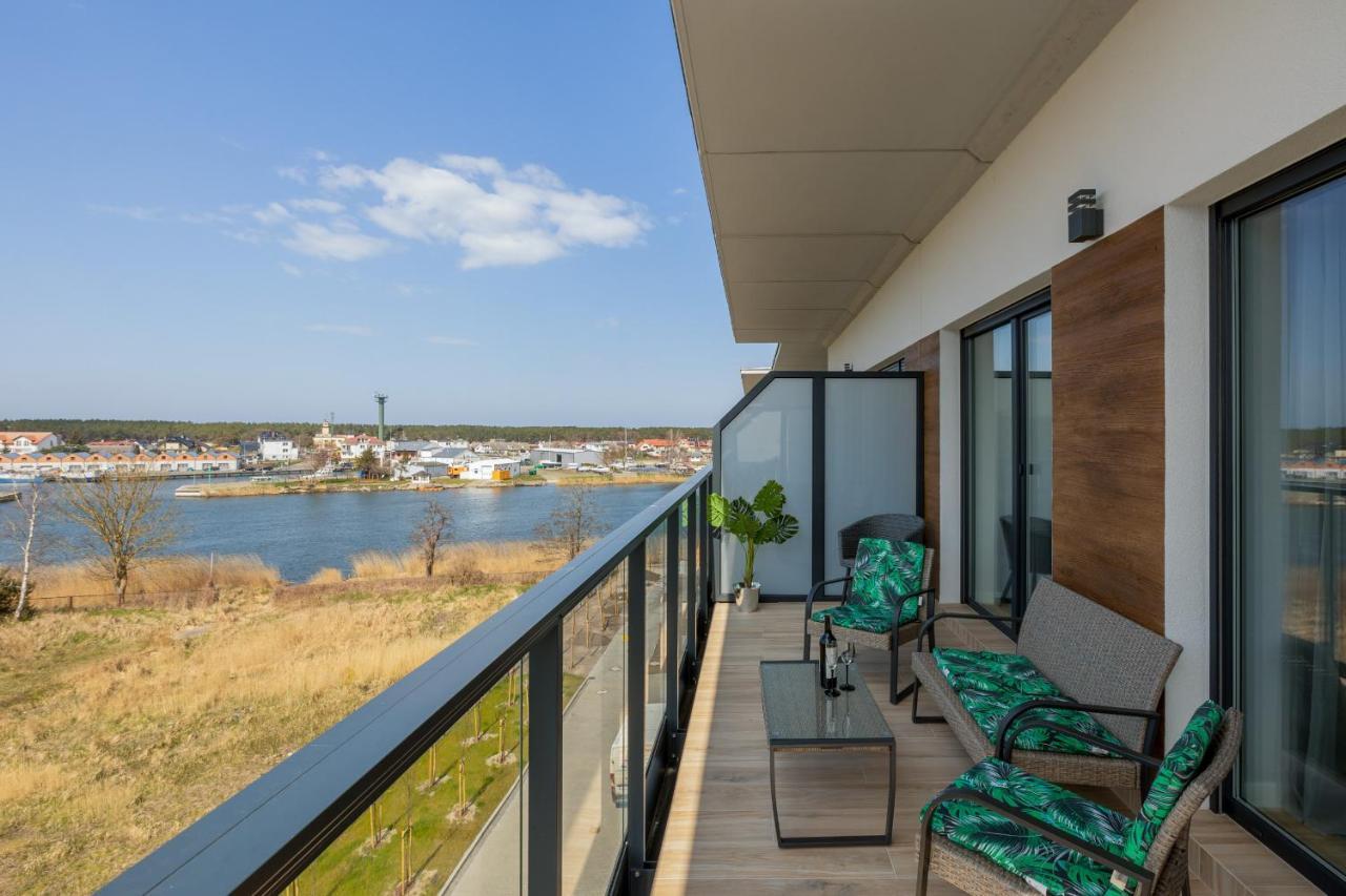 Apartment Wellness & Riverfront With Parking By Renters Dziwnow