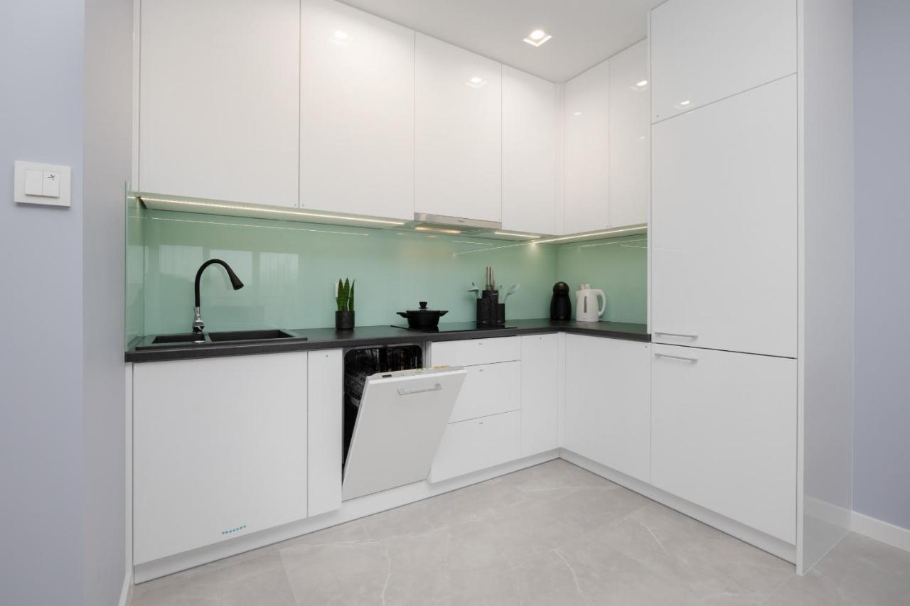 Wellness & Riverfront With Parking By Renters Apartament Dziwnów