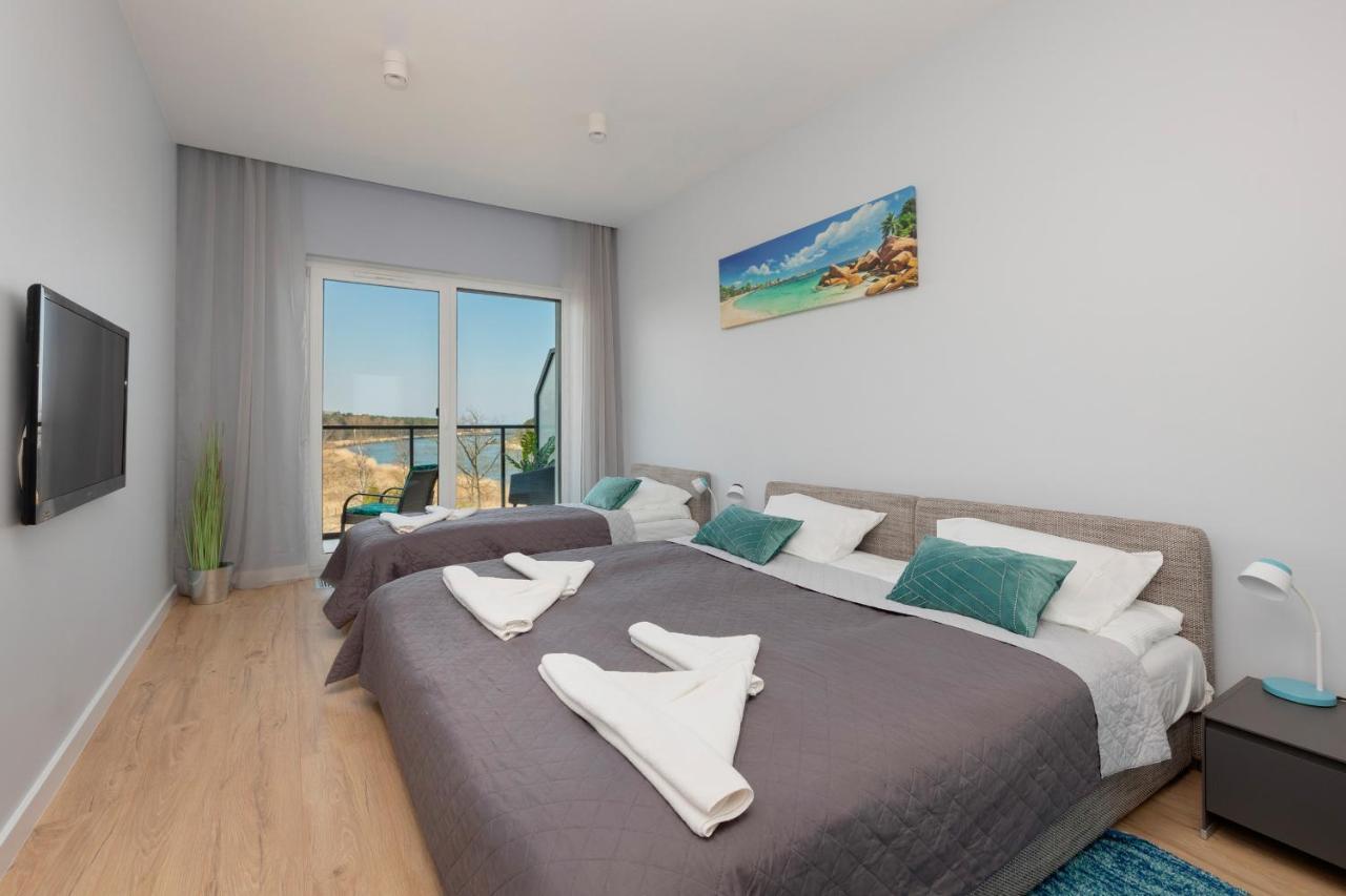 Wellness & Riverfront With Parking By Renters Apartment