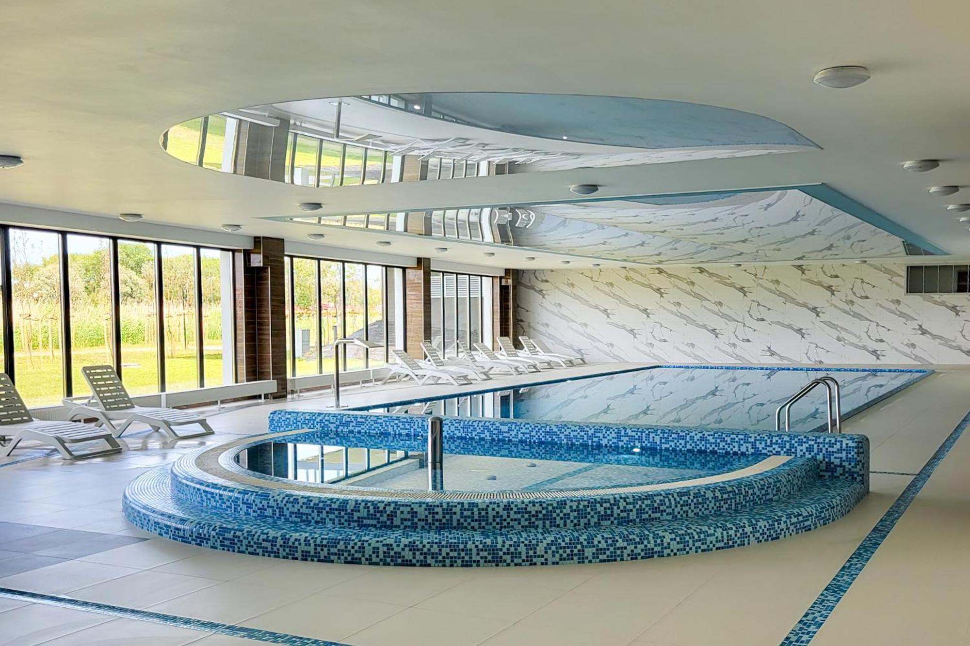 Wellness & Riverfront With Parking By Renters * Dziwnow