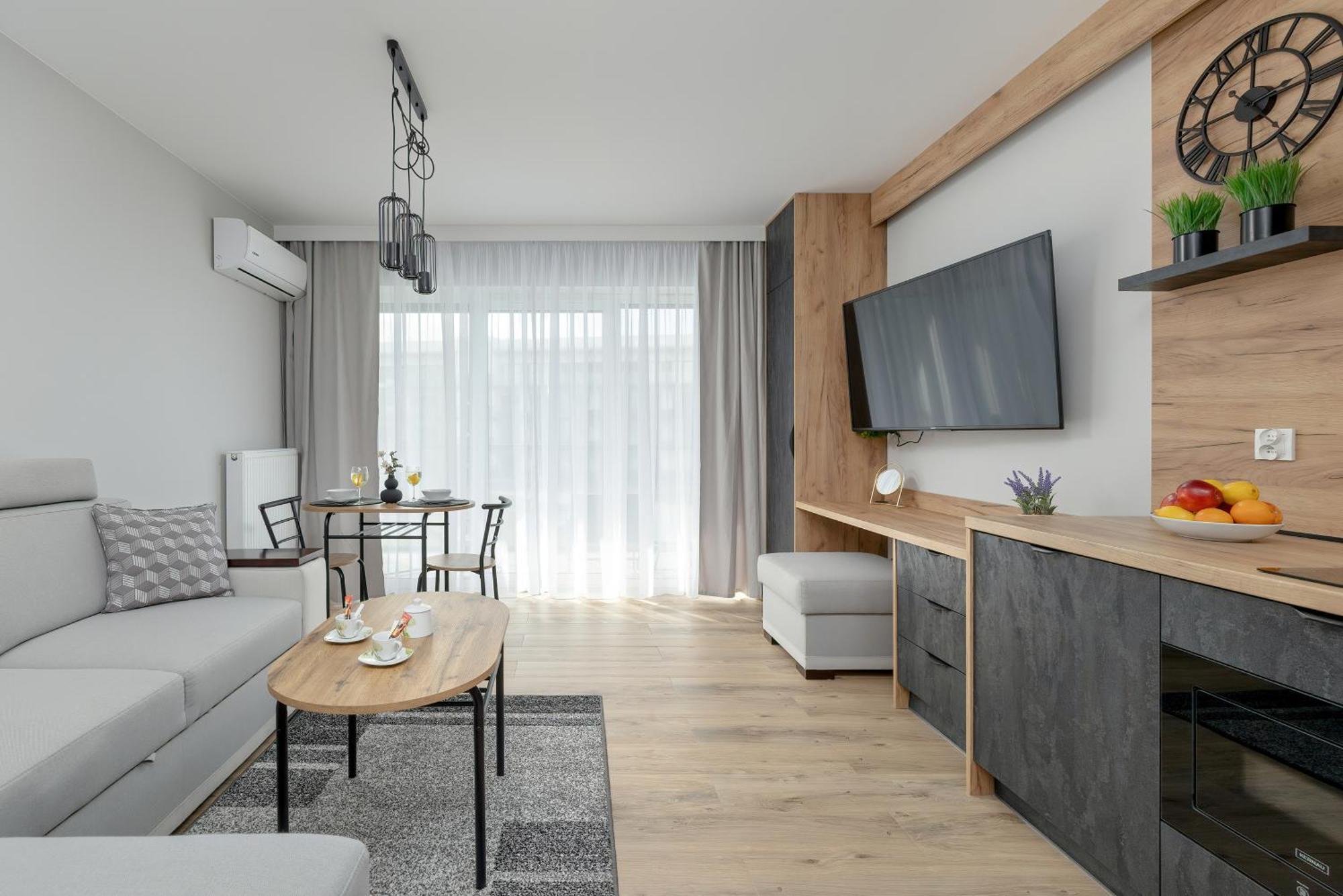 Wellness & Riverfront With Parking By Renters Dziwnów
