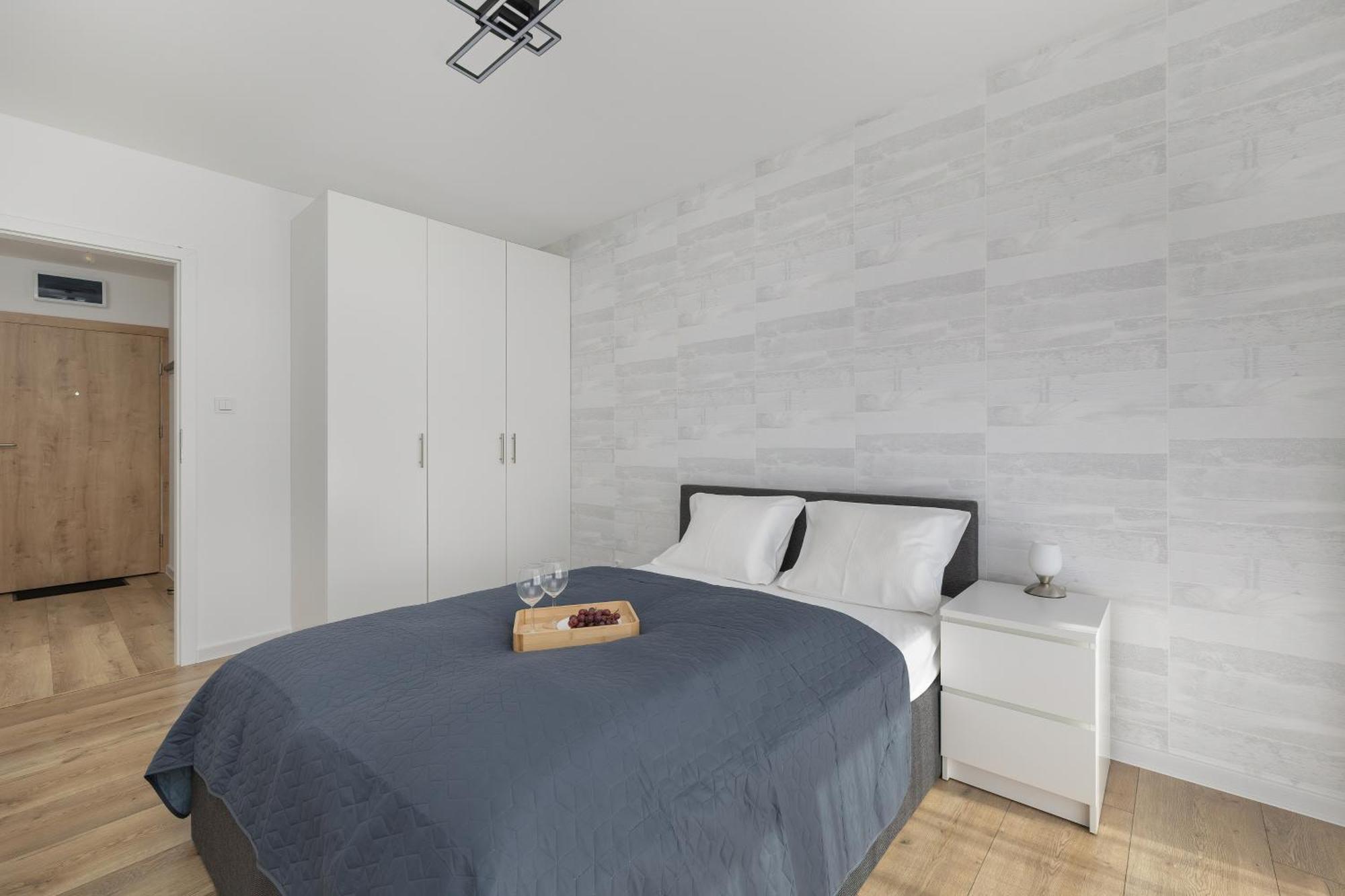 Wellness & Riverfront With Parking By Renters * Dziwnow
