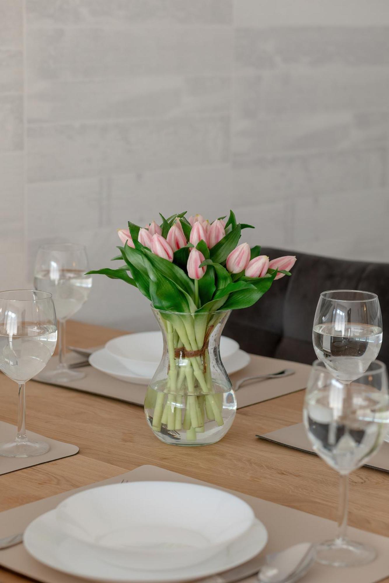Apartament Wellness & Riverfront With Parking By Renters